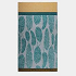 Toalla de playa en fondo blanco con diseno de hojas color aqua 100x180