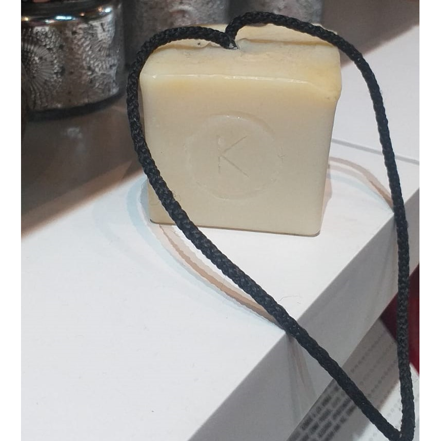 Soap on a rope - heirloom leavers & tigergrass (natural)