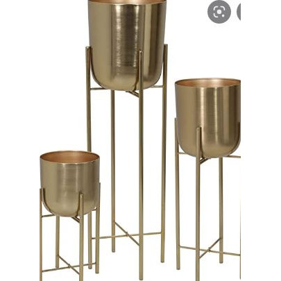 Maceta jardinera de metal dorada con soporte 40"