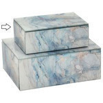 Caja decorativa de vidrio en color celeste y blanco 8.00 x 5.75 x 2.00"