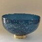 Bowl decorativo de vidrio en tono azul y dorado 11.8 x 7.1"