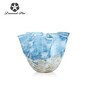 Vase decorativa en tono celeste y dorado 7.10 x 7.9"