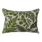 Cojin beige bordado de hojas verdes 24 x 16"
