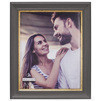 Porta retrato en madera cafe detalle dorado 8 x10