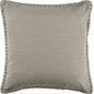 Cojin gris claro con bordado alrededor 24x24"