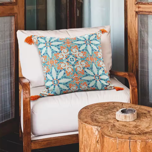 Cojin Floral con Borlas - Imagen 2