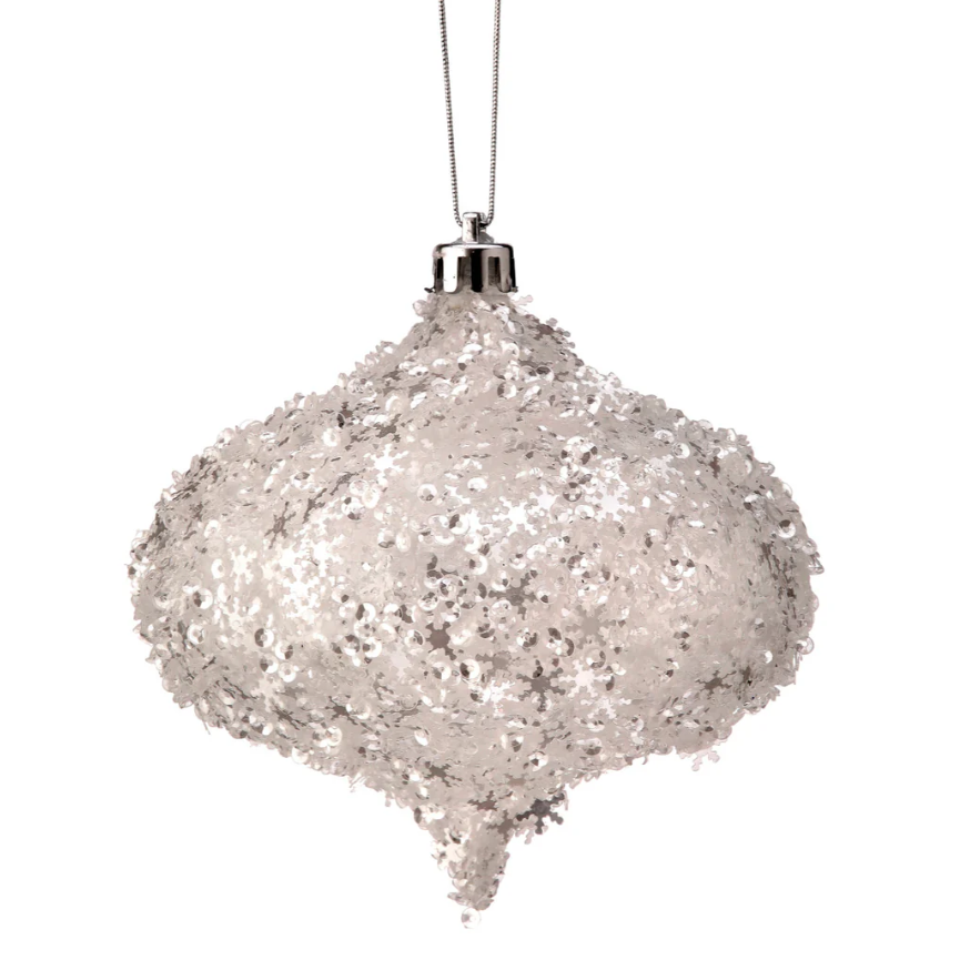 Esfera ovalada con copos de nieve color blanca  4"