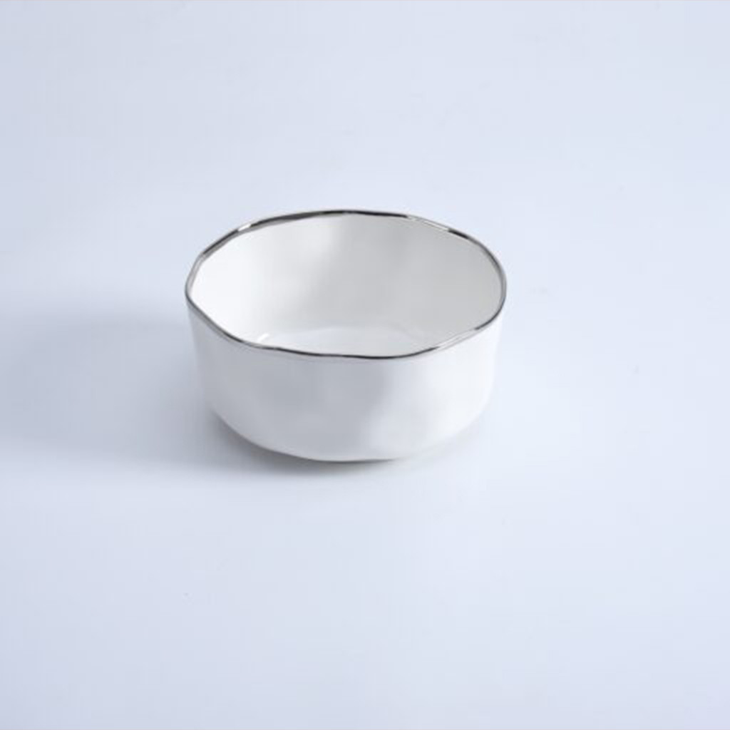 Bowl mediano blanco orilla plateada de porcelana 8×4″