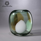 Vase verde abstracta con blanco y ambar 9" x 8"