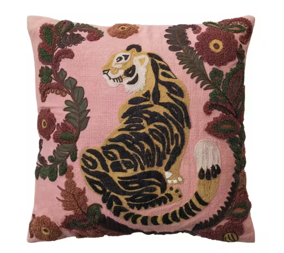Cojín Bordado con Diseño Tigre