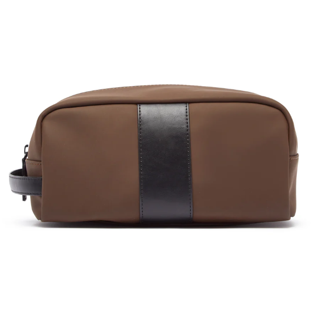 Neceser Hudson, Café