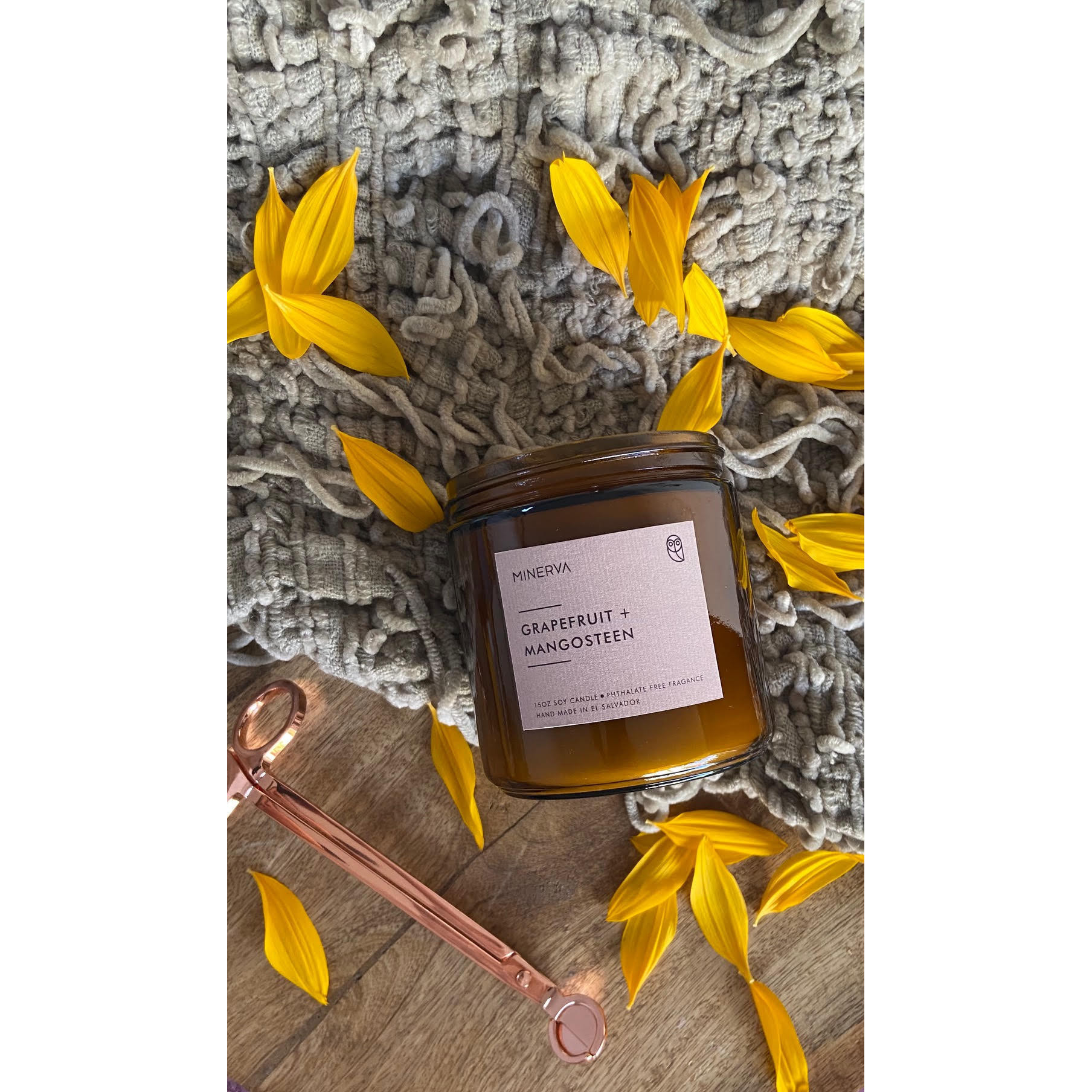 Vela de gardenia y toronja 15oz