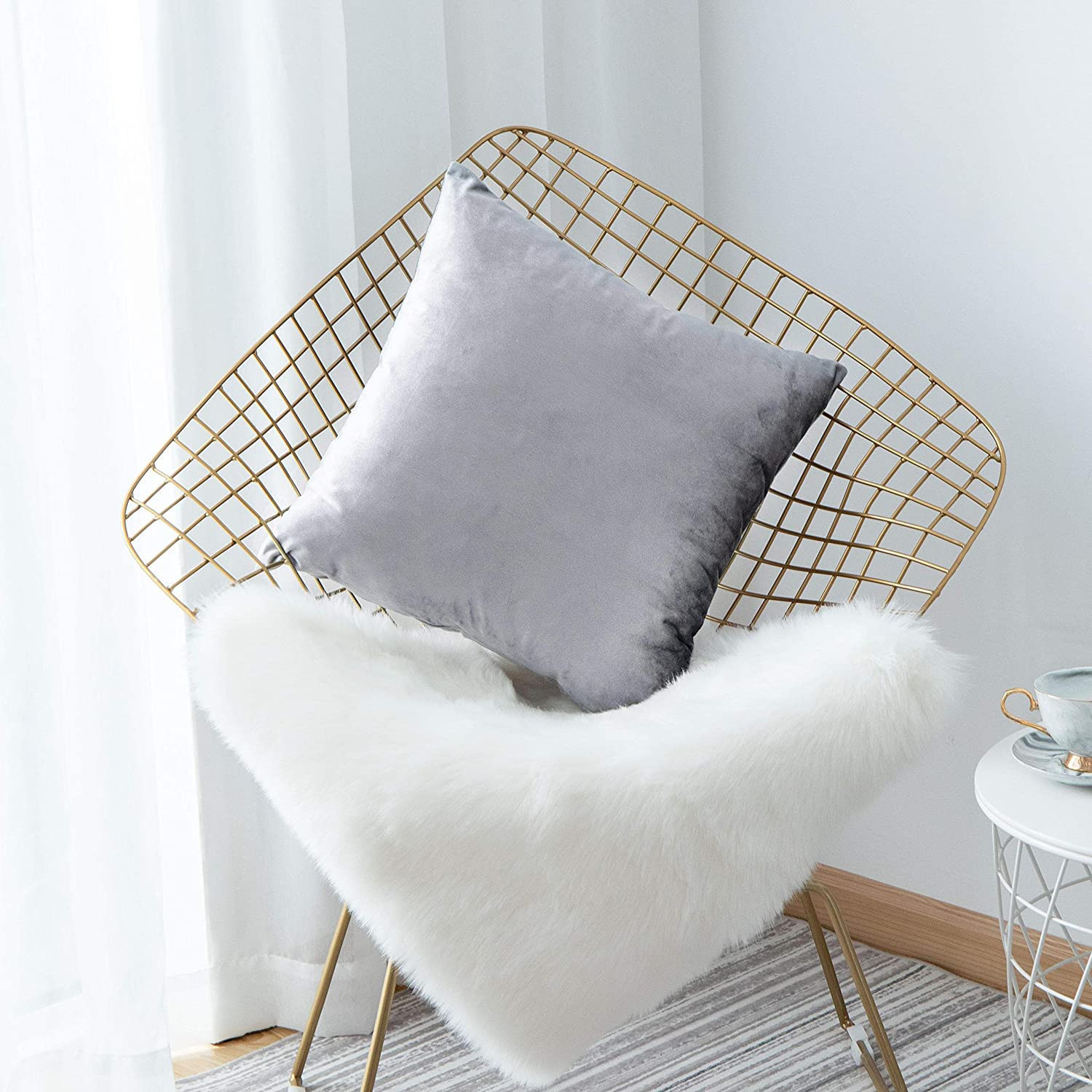Cojin decorativo de 35x55 en tela austen peppermint 8718/387
