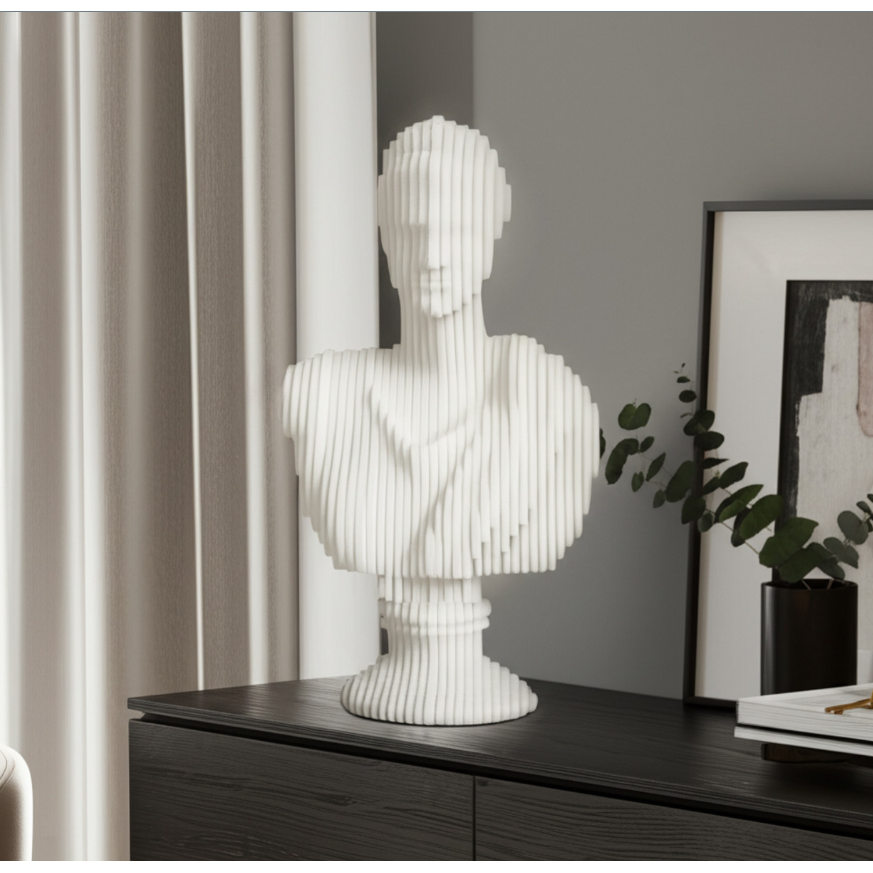 Estatua Darcy, Blanca