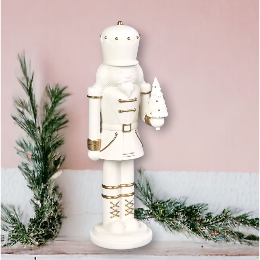 Cascanueces Blanco con Dorado de Resina, 14.5″