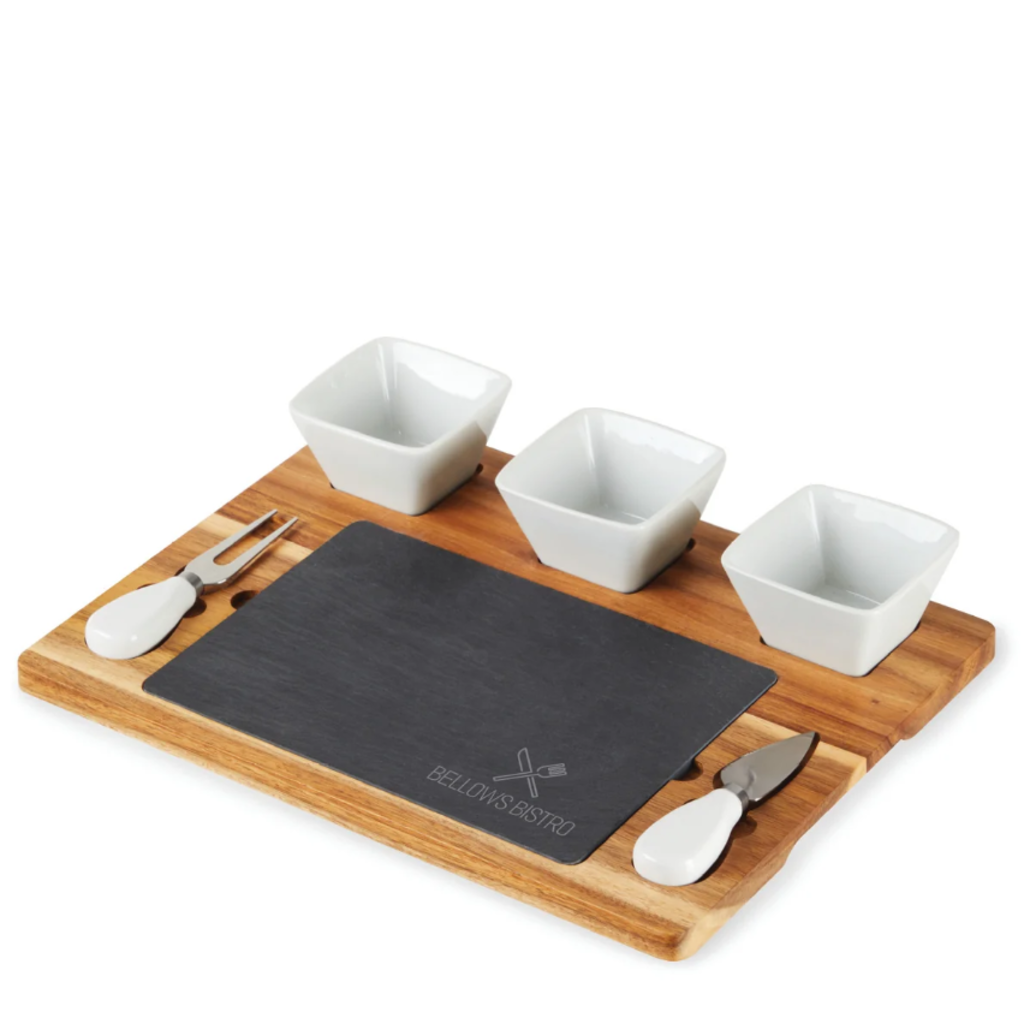 Set de Tabla de Acacia y Pizarra con Bowls de Cerámica